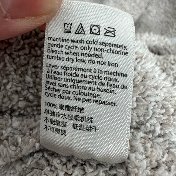 Barefoot dreams cozy chic robe size 1 - Picture 10 of 10